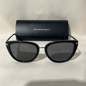 Burberry Elegant Black Sunglasses for Women